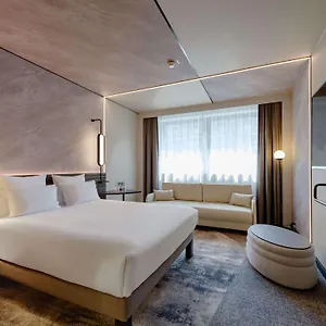 Novotel Muenchen Airport - Newly Renovated 4*, Φράιζινγκ Γερμανία